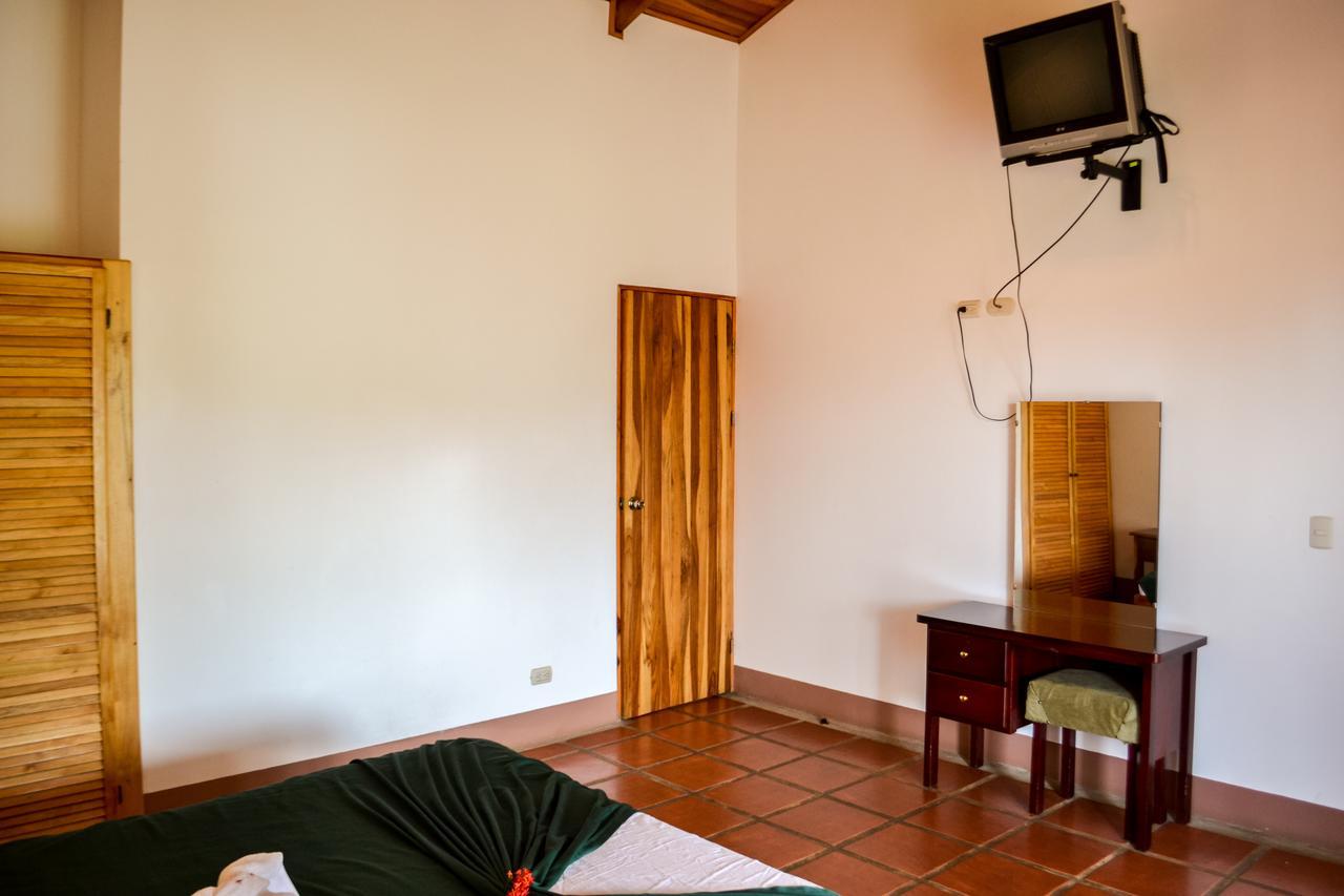 Termales Del Bosque & Hot Springs Hotel La Marina Luaran gambar