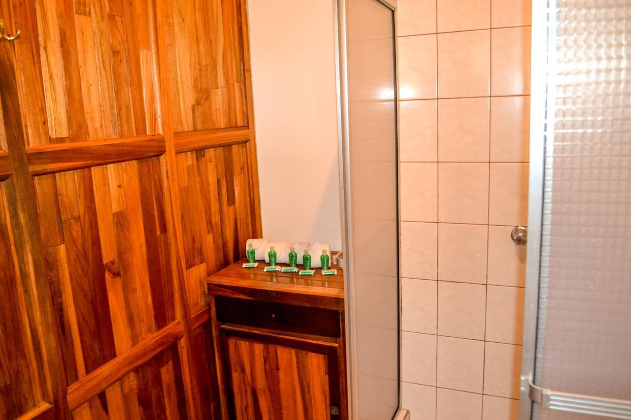 Termales Del Bosque & Hot Springs Hotel La Marina Luaran gambar